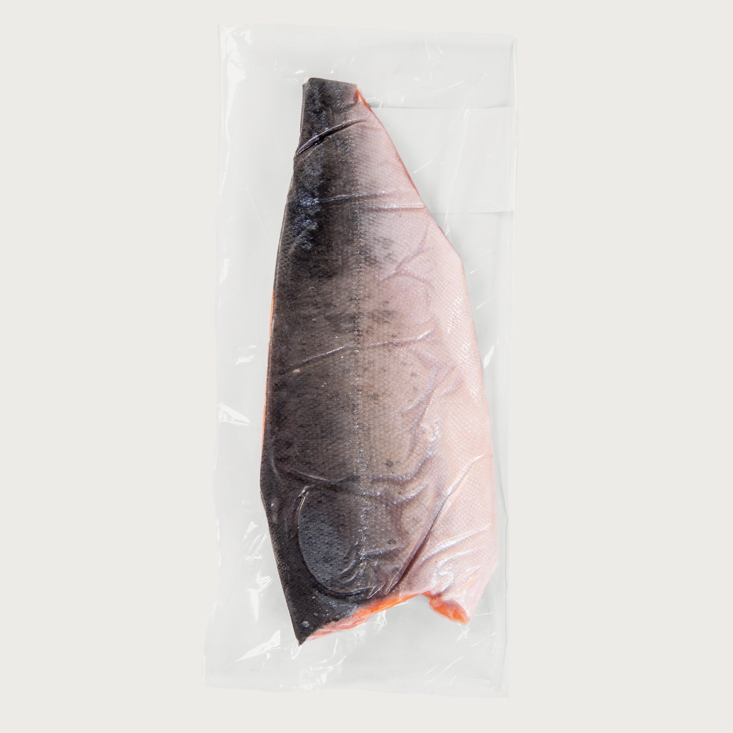 Filete de Salmón con piel, pieza de 1.3 KG aprox. ($17.990 x KG)